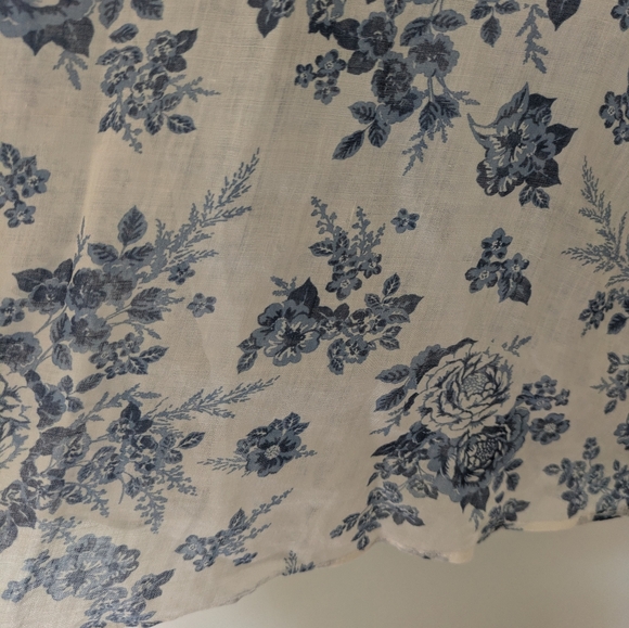 Cami NYC Vivi Boxy Floral Blouse Stonewash Floral Ramie White Blue Medium - Picture 8 of 12